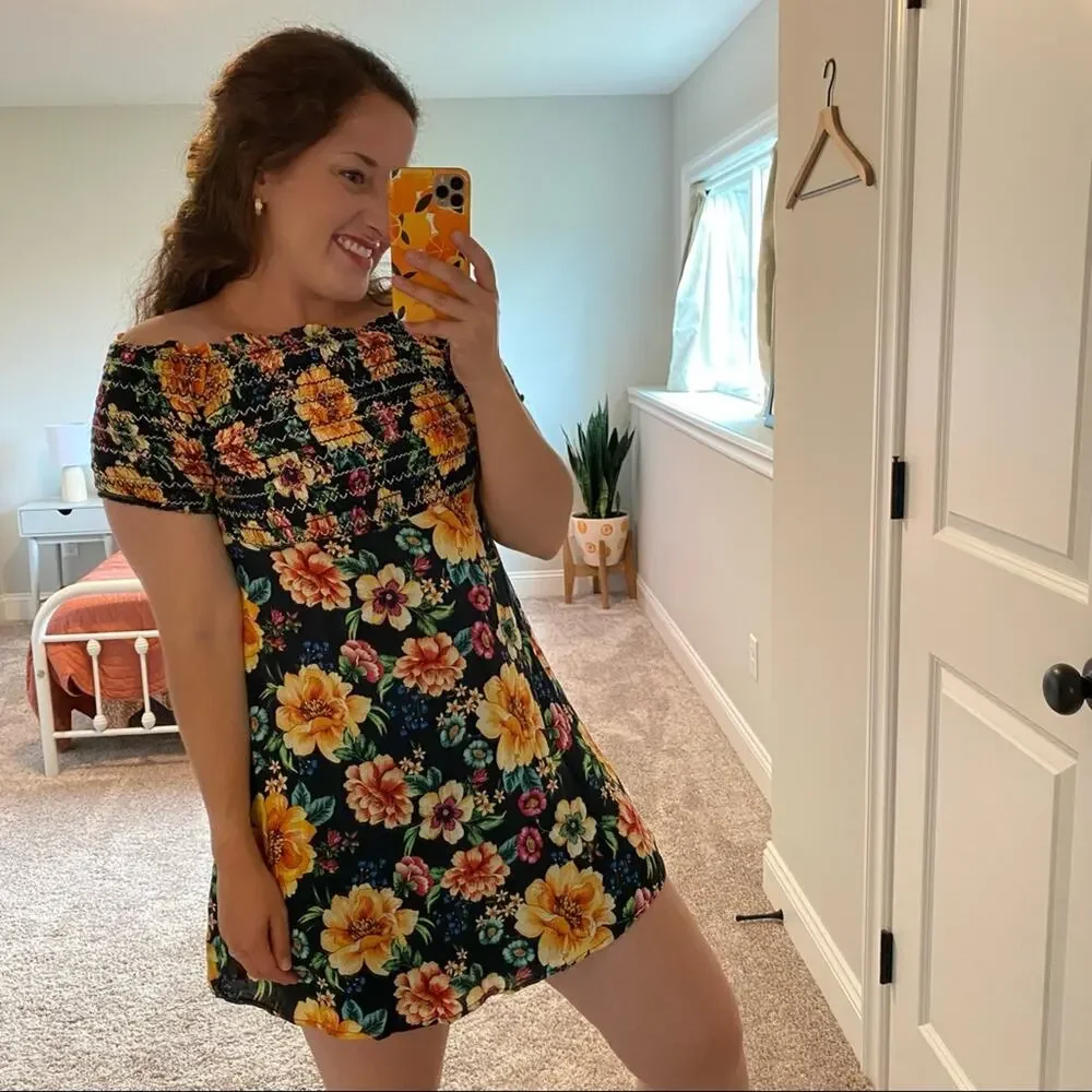 Farm Rio Anthropologie Smocked Floral Mini Dress SP - Picture 5 of 15